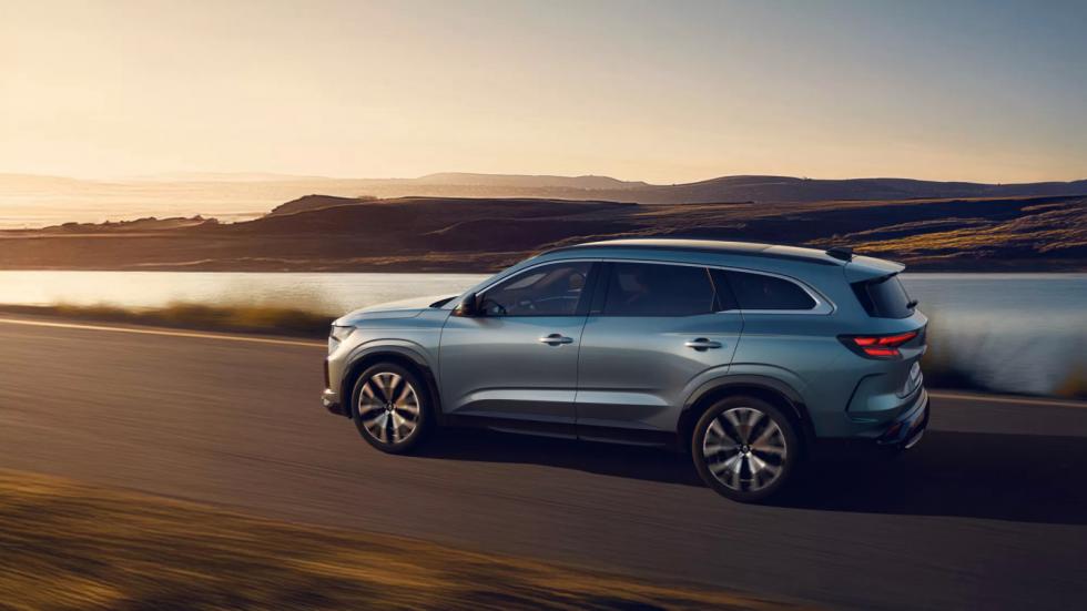 Πρεμιέρα για το ανανεωμένο Renault Espace